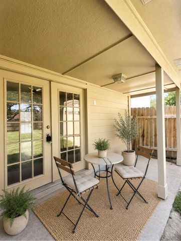 4802 Kleinmeadow Court, Houston, TX 77066
