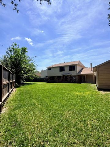 4802 Kleinmeadow Court, Houston, TX 77066