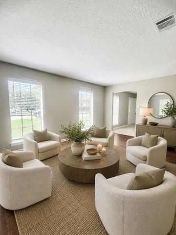 4802 Kleinmeadow Court, Houston, TX 77066