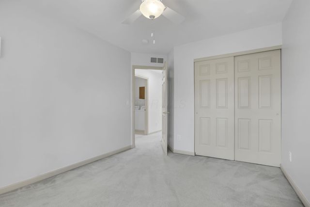 2573 Rustling Oak Boulevard, Hilliard, OH 43026