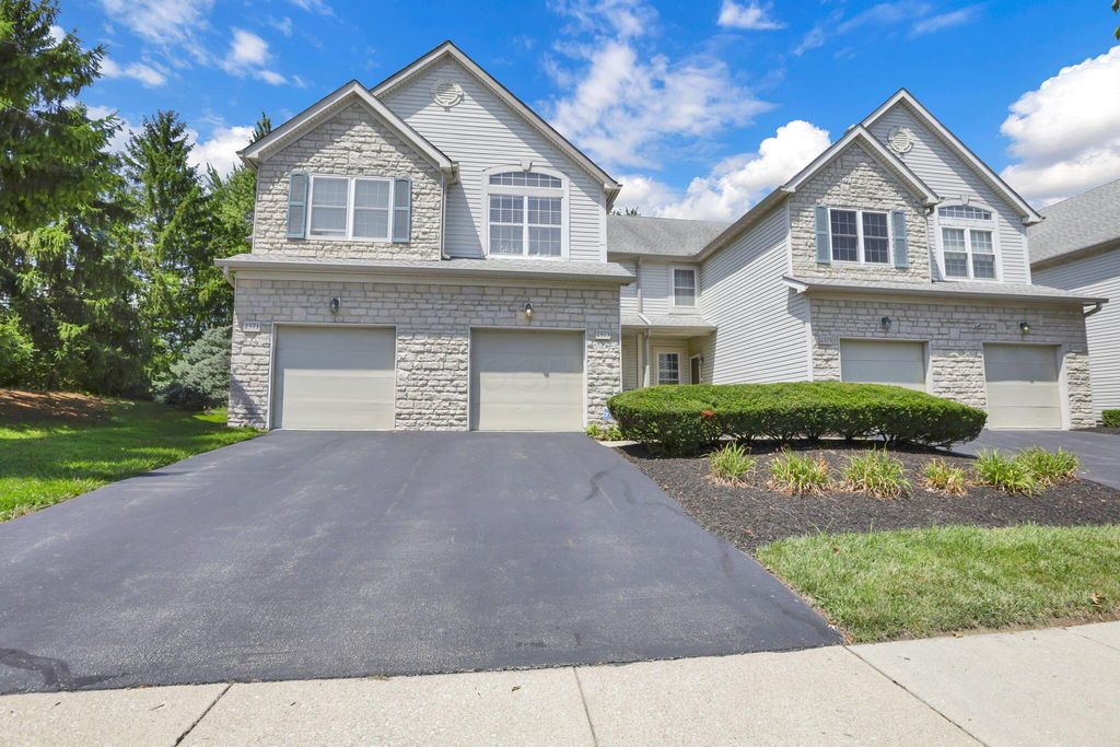 2573 Rustling Oak Boulevard, Hilliard, OH 43026
