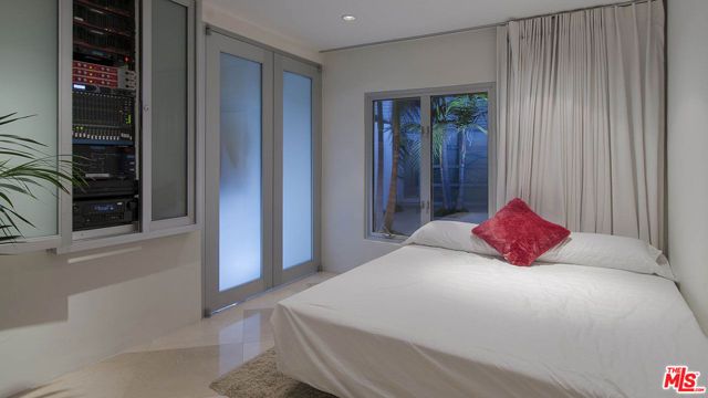 1466 N BEL AIR Road, Los Angeles, CA 90077