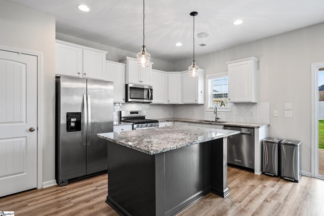 148 Strongridge Trail, Simpsonville, SC 29681