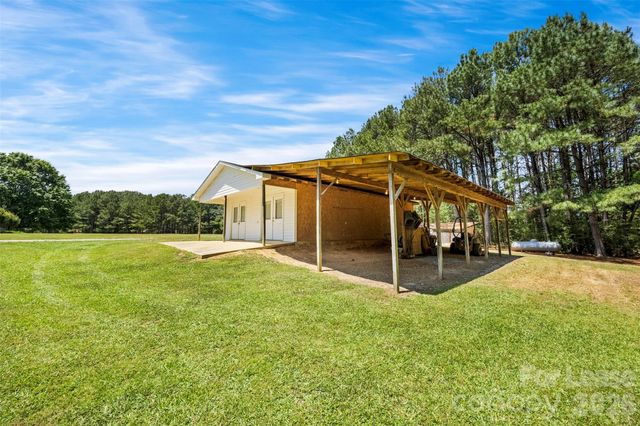 5639 White Store Road, Wingate, NC 28174