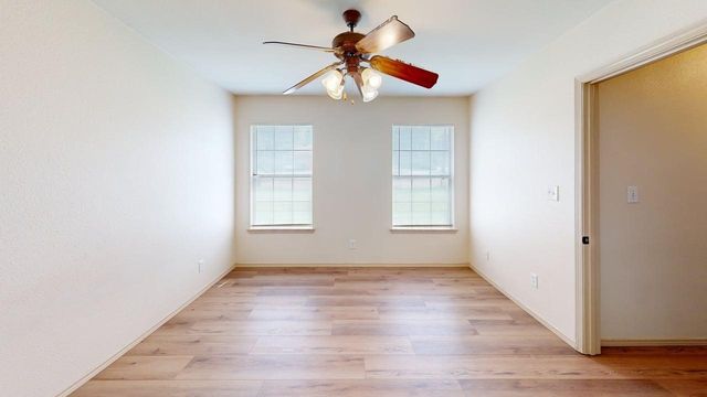 2335 N Elm Street, Denton, TX 76201