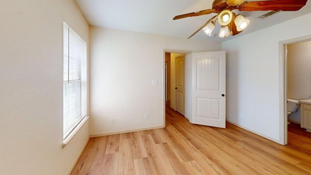 2335 N Elm Street, Denton, TX 76201
