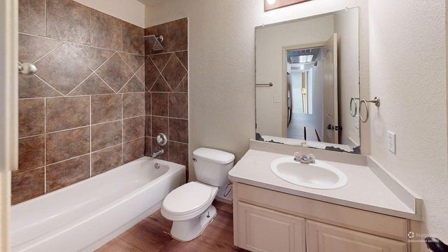 2335 N Elm Street, Denton, TX 76201