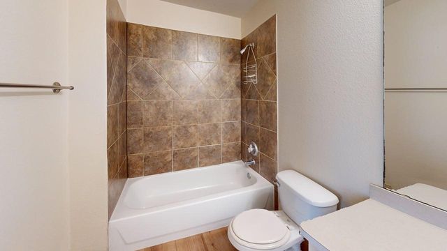 2335 N Elm Street, Denton, TX 76201