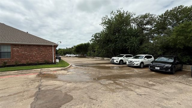 2335 N Elm Street, Denton, TX 76201