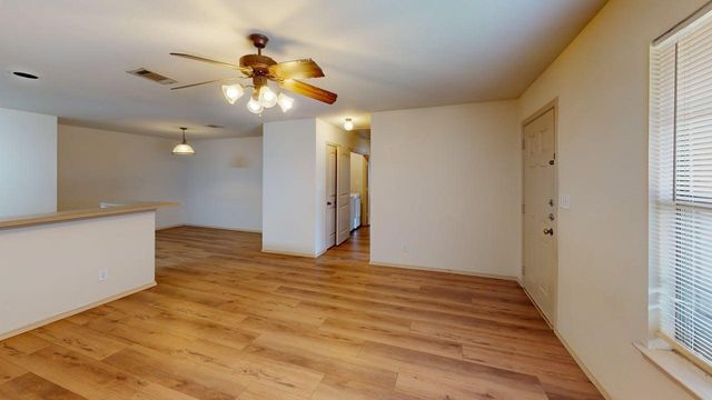 2335 N Elm Street, Denton, TX 76201