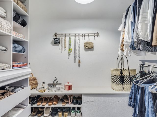 11309 Zyle LN, Austin, TX 78737