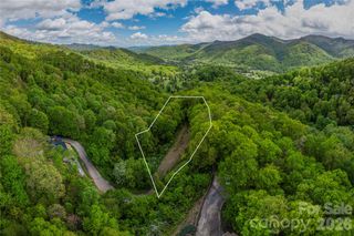 391 Valley View Drive, Maggie Valley, NC 28751