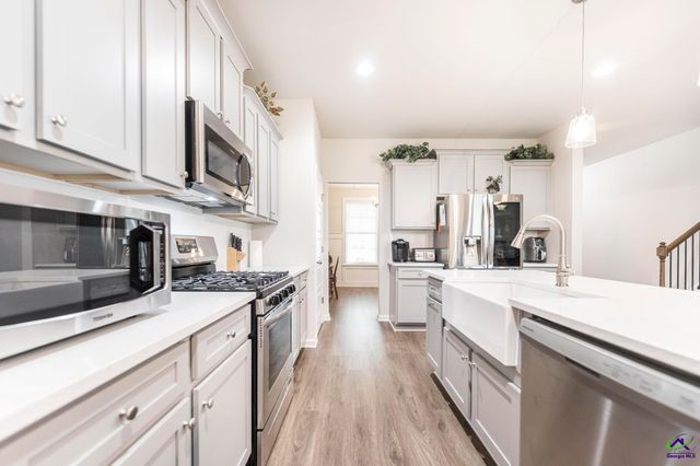 100 Davids Place Drive, Warner Robins, GA 31088