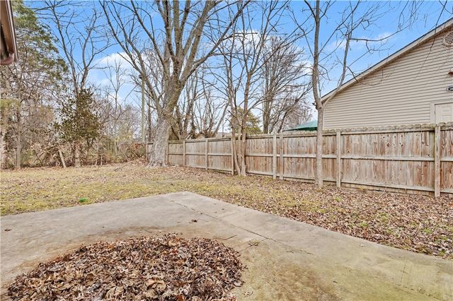 1015 E Tulsa Street, Siloam Springs, AR 72761