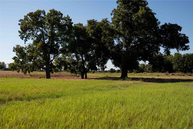 2160 County Road 4371, Decatur, TX 76234