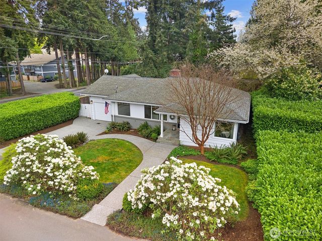 7604 194th Street SW, Edmonds, WA 98026