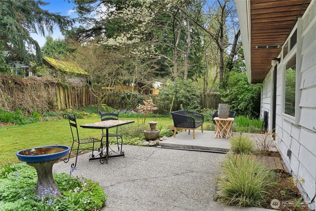 7604 194th Street SW, Edmonds, WA 98026
