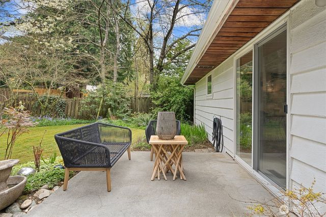7604 194th Street SW, Edmonds, WA 98026