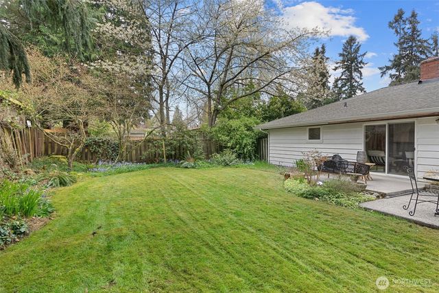 7604 194th Street SW, Edmonds, WA 98026