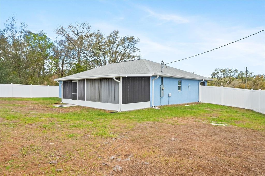 Image 24 of property listing at 9430 SE 158TH STREET, Summerfield, FL 34491