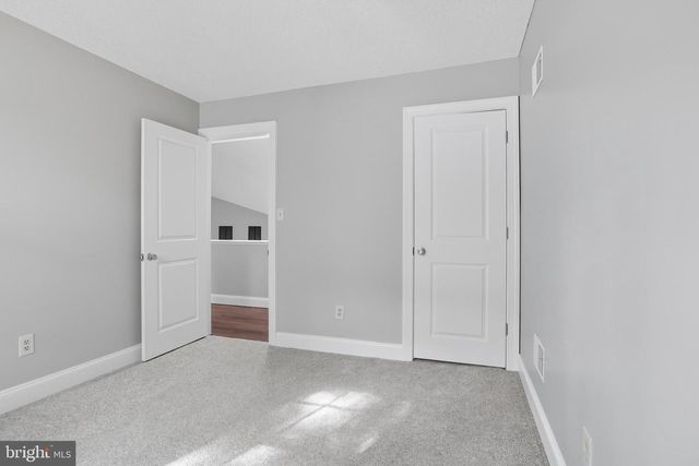 4119 GREYWOOD DR, York, PA 17402