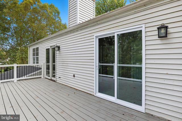 4119 GREYWOOD DR, York, PA 17402