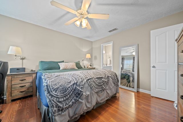 1521 Carrick Dr, Murfreesboro, TN 37128