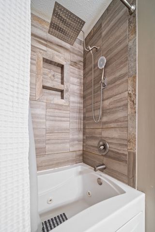 1521 Carrick Dr, Murfreesboro, TN 37128