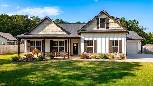 105 Cliftons Landing Drive, Anderson, SC 29625