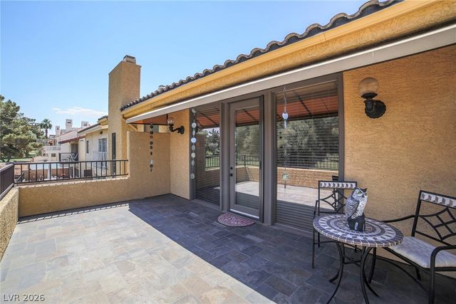 2863 Queens Courtyard Drive, Las Vegas, NV 89109