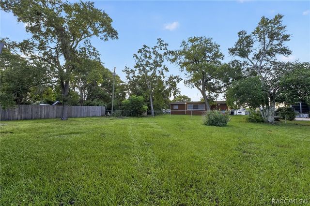 61 S Tyler Street, Beverly Hills, FL 34465