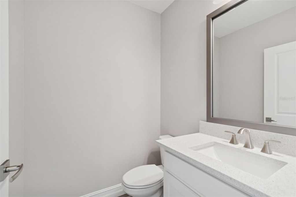 Image 16 of property listing at 4921 W PAUL AVENUE 4, Tampa, FL 33611