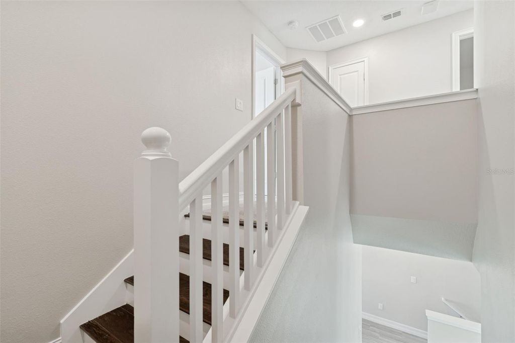 Image 38 of property listing at 4921 W PAUL AVENUE 4, Tampa, FL 33611