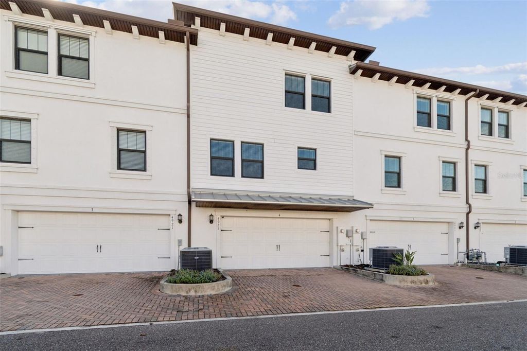 Image 58 of property listing at 4921 W PAUL AVENUE 4, Tampa, FL 33611