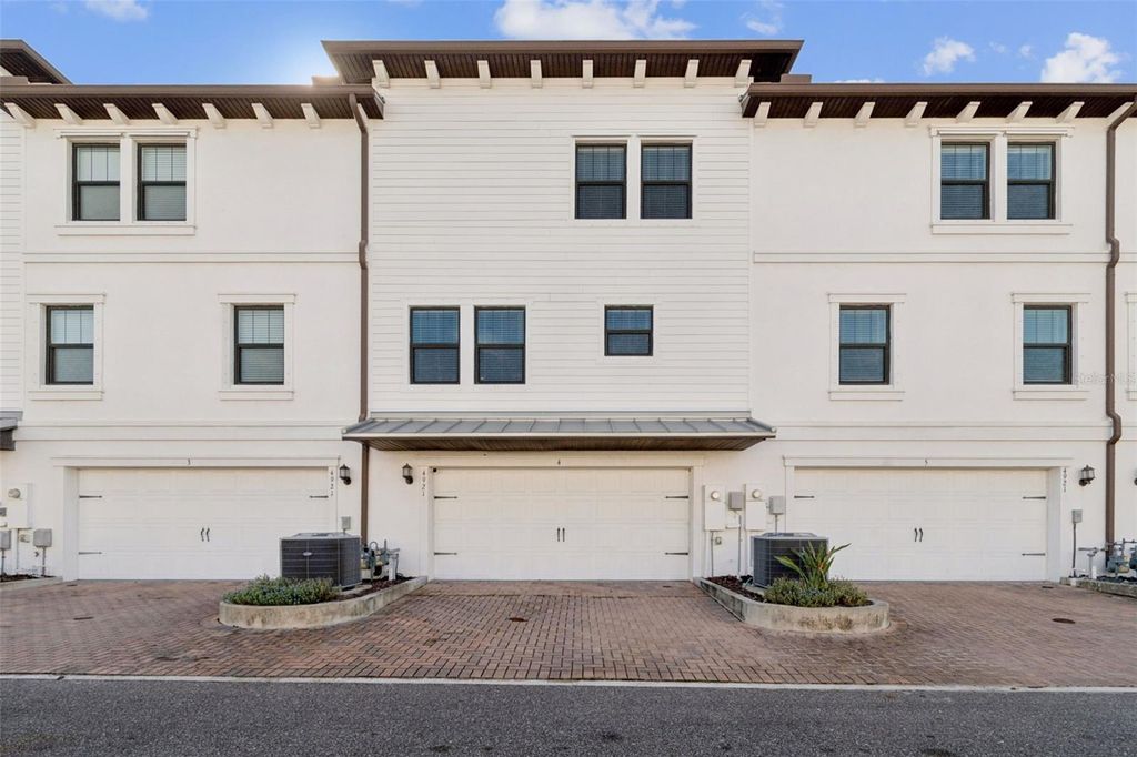 Image 59 of property listing at 4921 W PAUL AVENUE 4, Tampa, FL 33611