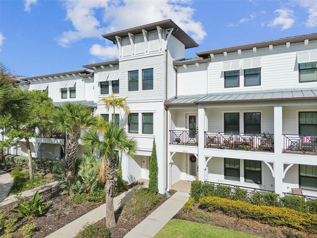 Image 61 of property listing at 4921 W PAUL AVENUE 4, Tampa, FL 33611