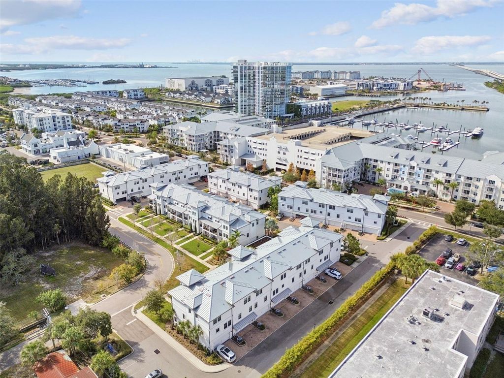 Image 70 of property listing at 4921 W PAUL AVENUE 4, Tampa, FL 33611