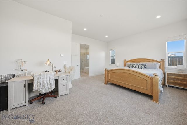 1718 Wyatt Earp Court, Belgrade, MT 59714