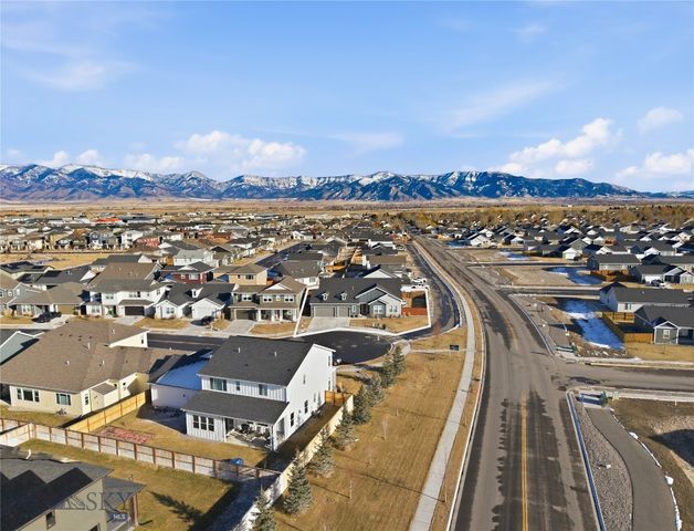 1718 Wyatt Earp Court, Belgrade, MT 59714