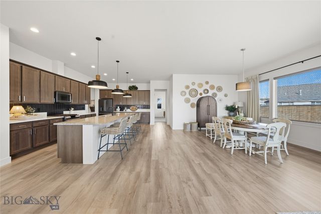 1718 Wyatt Earp Court, Belgrade, MT 59714