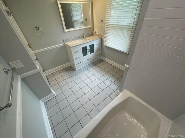 241 Central Avenue, Rye, NY 10580