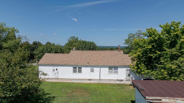 4924 Wolf Creek Rd, Spring City, TN 37381
