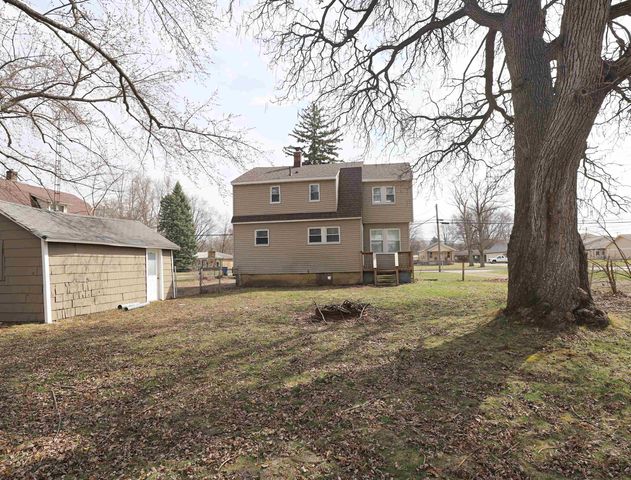 245 N Saginaw Street, Montrose, MI 48457