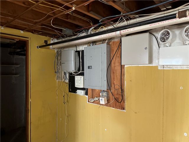 2160 Broad Street, Cranston, RI 02905