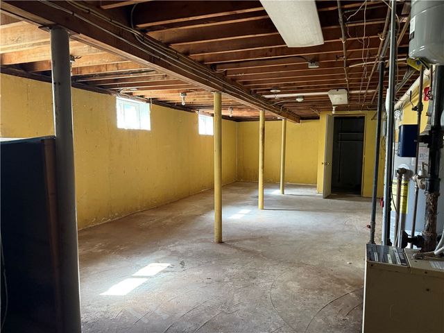 2160 Broad Street, Cranston, RI 02905