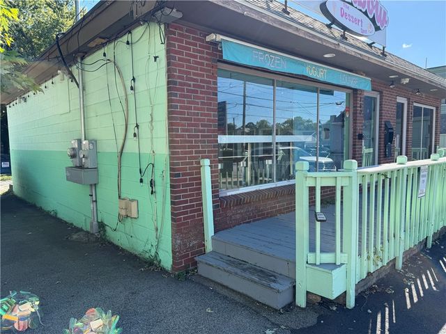 2160 Broad Street, Cranston, RI 02905