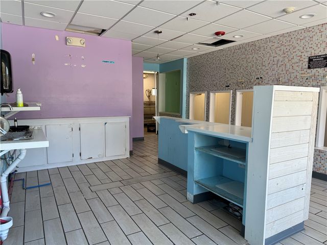 2160 Broad Street, Cranston, RI 02905