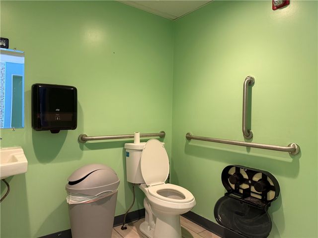 2160 Broad Street, Cranston, RI 02905