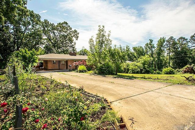 4 Talmage Drive, Little Rock, AR 72204