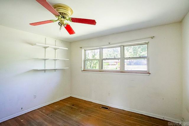 4 Talmage Drive, Little Rock, AR 72204